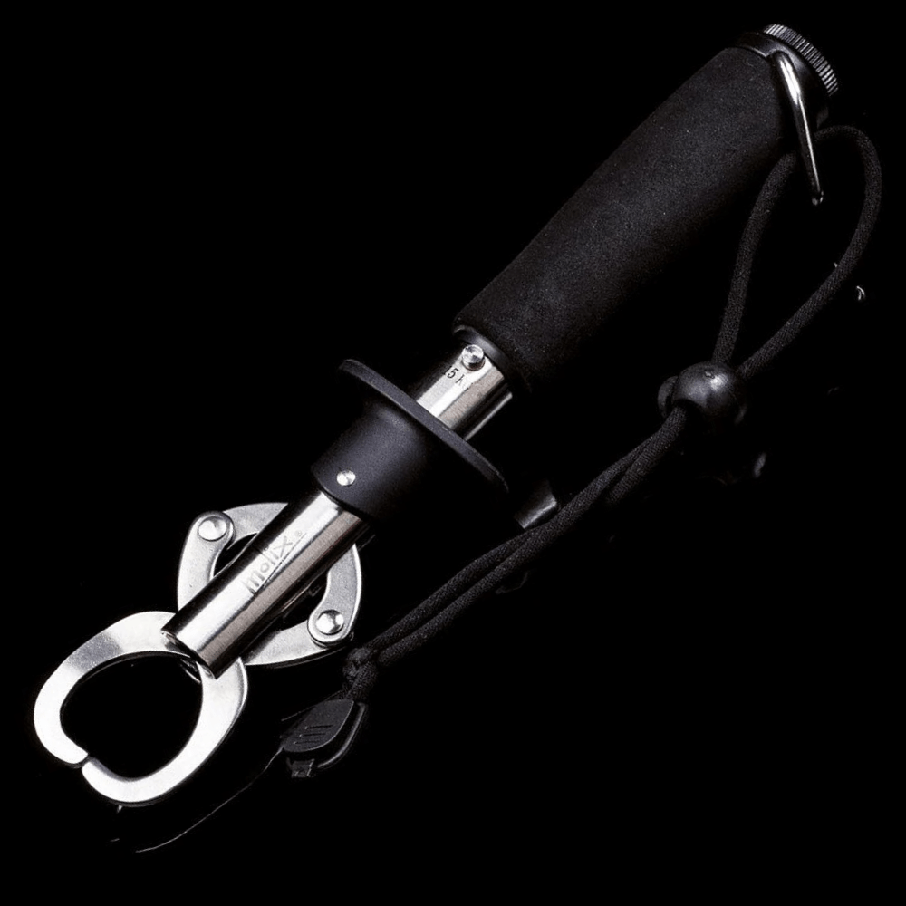 MOLIX Heavy Duty Fish Lip Grip With Scale - Image 2