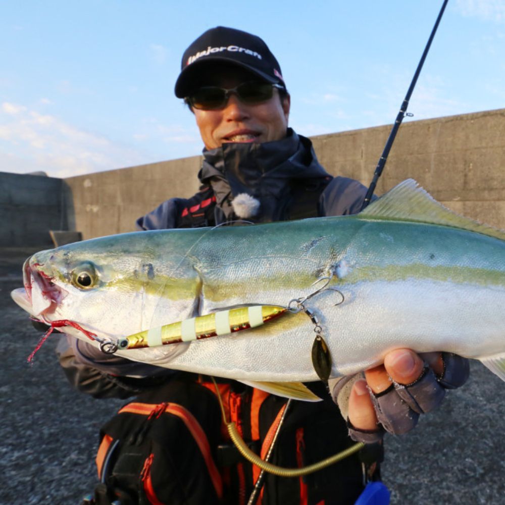 MAJOR CRAFT Shore Jigging Lure MAKI JIG JET 30g - Image 12