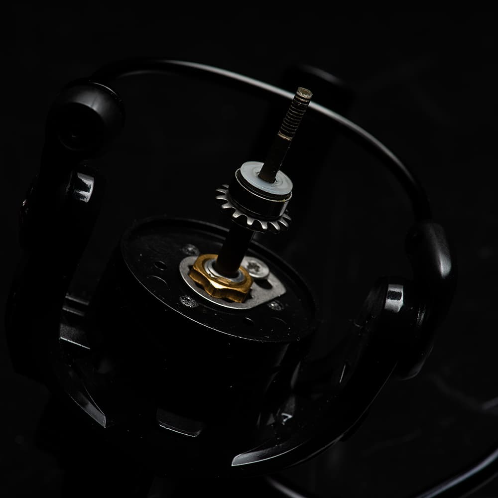 SAVAGE GEAR Ultimate Spinning Reel SGS8 14000 - Image 6