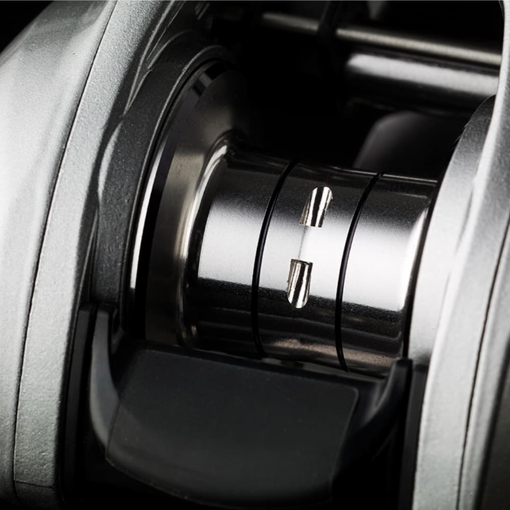 SAVAGE GEAR Low Profile Baitcasting Lefthanded Reel SG10 250LH 6.6:1 - Image 4