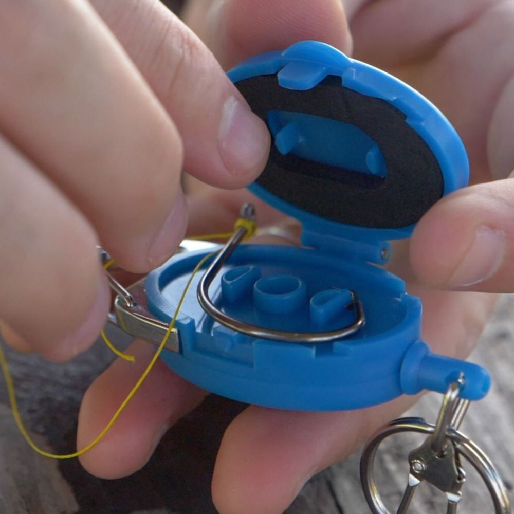 CUDA Multipurpose Handy Fishing Knot Tying Tool - Image 15