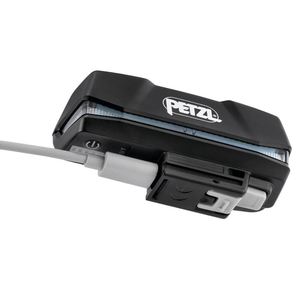 PETZL Rechargeable Outdoor 1500 Lumens Headlamp NAO RL - Image 5